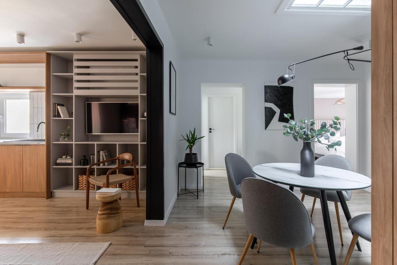Downtown Story By Urbanesq Apartment Букурещ Екстериор снимка